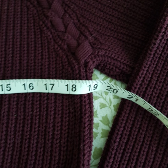 Knitted Sweater - Picture 9 of 9